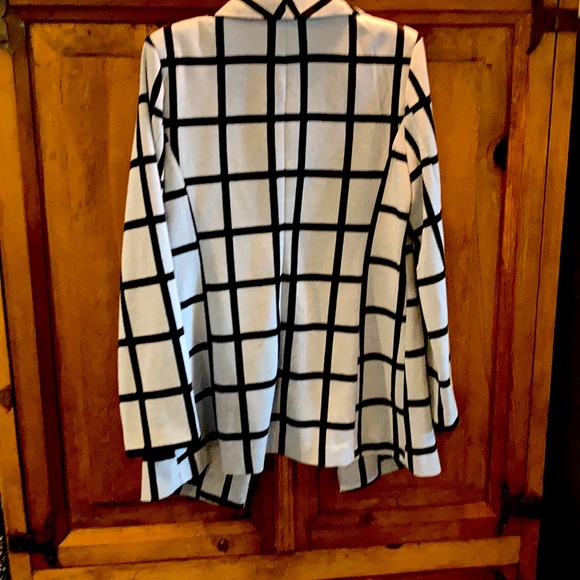 Geo Jacket - Picture 4 of 5